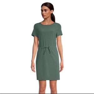 Woods Tie-Waist Short Sleeve Sports Dress in Sage Green size M